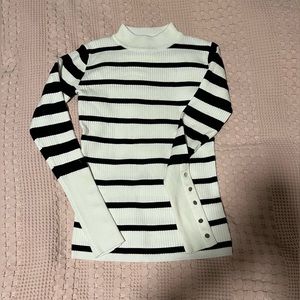 Tahari mock neck sweater